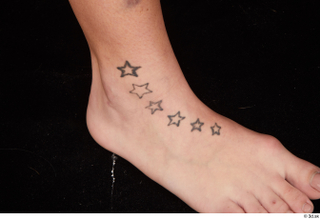 Katy Rose foot nude tattoo 0001.jpg